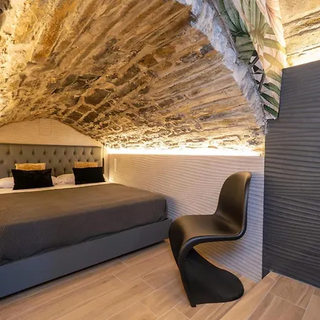 La Bodega De Casa La Esencia * Aínsa